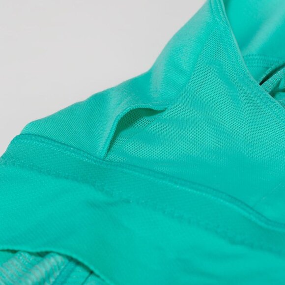 Lululemon Run Times Tank 6 - Picture 8 of 14